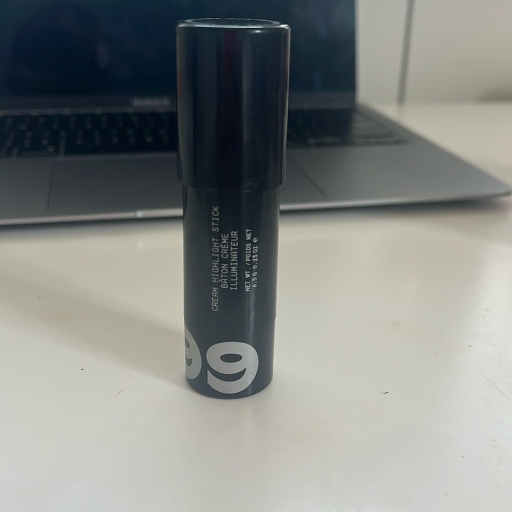 highlighter from 19/99 revolve